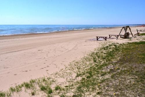 Sunrise Beach Oscoda @ Surfside