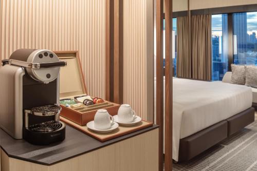 Deluxe Room image 2