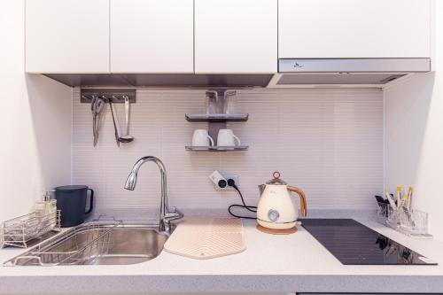 Lotte Castle Marina in Sijeon-dong