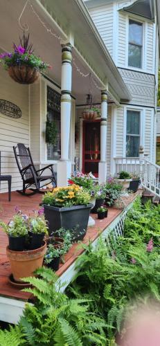 Oaklawn Inn - image 4