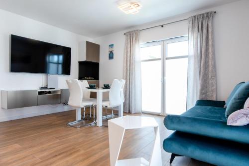 Apartment image 10