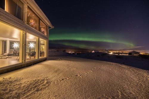 Aurora Borealis Observatory 5
