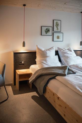 Allgäuer Genusshotel und Historischer Dorfgasthof Hirsch Allgäuer Genusshotel und Historischer Dorfgasthof Hirsch