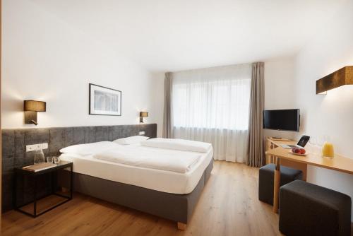 Hotel Goldene Rose - image 3