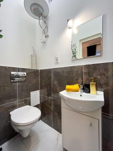 Green Goblin Apartment with FREE PRIVATE PARKING Room Type - Loft
