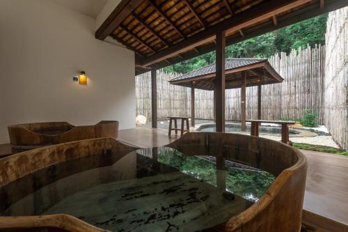溫泉, 蒙占溫泉酒店 (Onsen at Moncham) in 清邁湄林