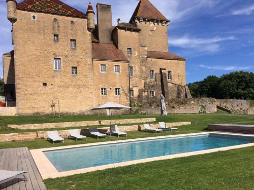Château de Pierreclos chambre d'hôte Pierreclos
