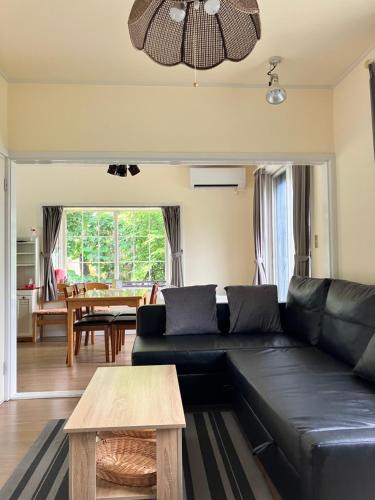 Two-Bedroom Chalet image 8