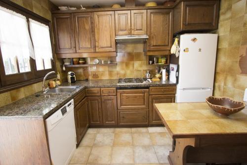 Konyha, Catalunya Casas Private paradise - hop, skipjump to Barcelona! in Corbera de Llobregat