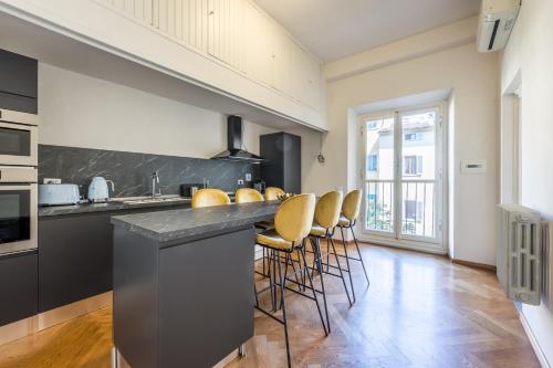 [5 min Duomo] Magnificent Home Room Type - Apartment