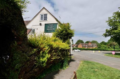 The Mary Arden Inn 5