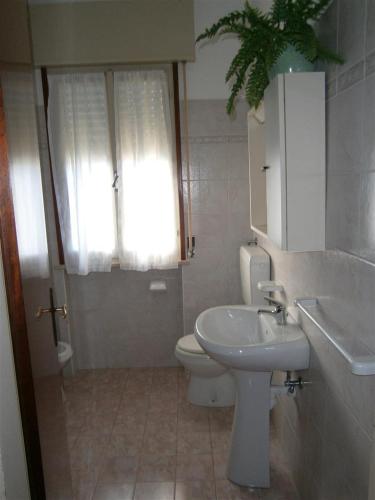 Two-Bedroom Villa image 9