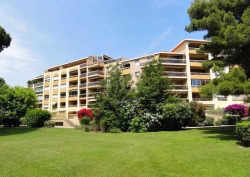 Hyères : Appartement T2 au Port St Pierre - Location saisonnière - Hyères