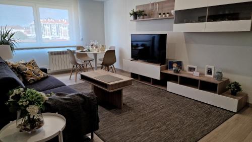  Soleado a un paseo de la Catedral in Santiago de Compostela