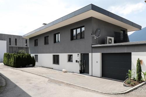 Udvendig, Alpen Apartment mit Dachterrasse & Parkplatz in Kundl