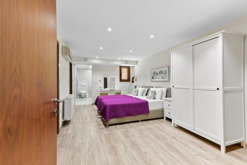 5 bedroom Villa Poseidon with private pool Aphrodite Hills Resort - image 3