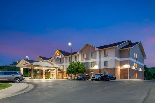B&B Rapid City - Comfort Inn & Suites Rapid City - Bed and Breakfast Rapid City