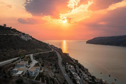 Trapela Luxury Suites - image 4