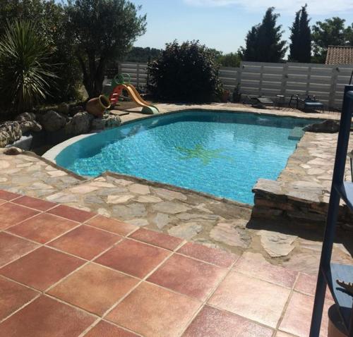 Villa les Sentinelles, 6 personnes avec piscine gîte à louer Pailhès