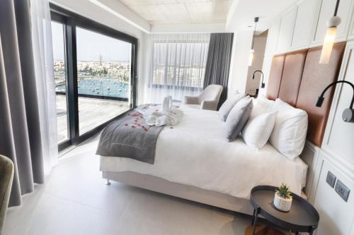 The Londoner Hotel Sliema