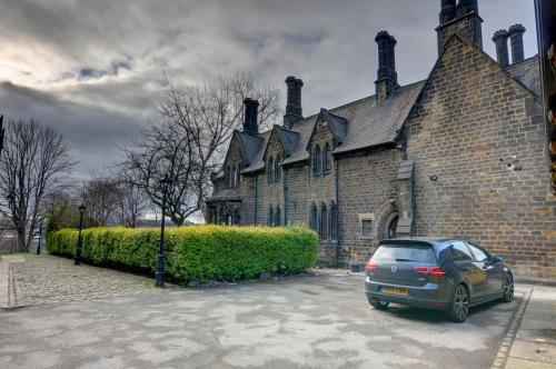 The Old Vicarage - Secure Parking, Fast WiFI, Garden