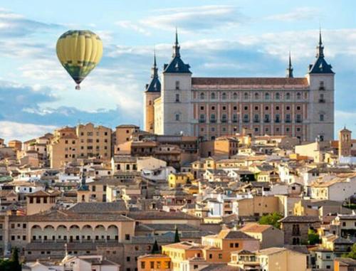. Toledo Ciudad Las Tres Culturasdesayuno Incluido