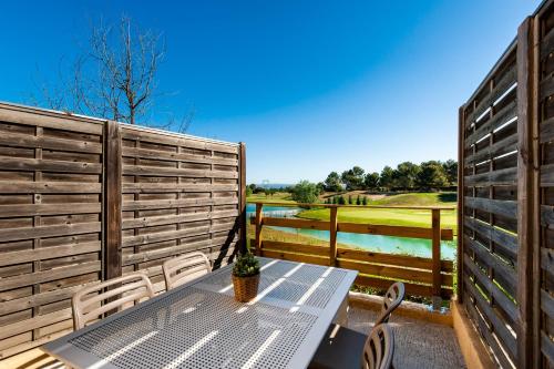 La Cabre d'Or - Duplex avec piscine partagée - Location saisonnière - Cabriès