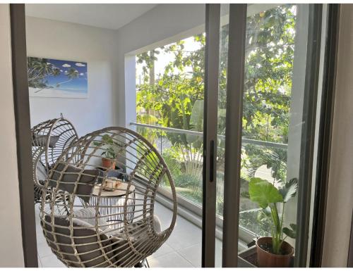 Erkély/terasz, Elegant 3 Bedrooms Haven near Grand-Baie Beach & Center in Pereybere