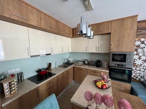 廚房, Jázmin Apartman (Jazmin Apartman) in 瓦德柯爾特