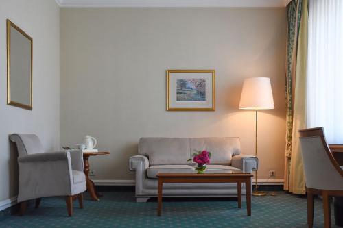 Natsionalny Hotel - image 9