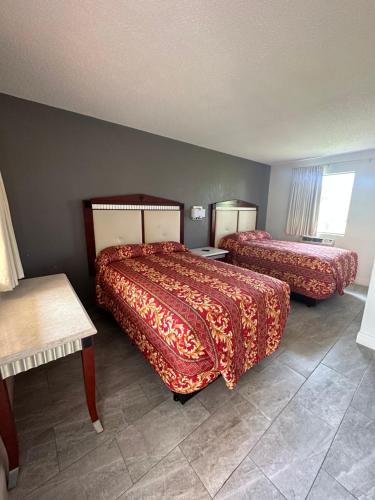 Budget Inn Express – Daytona Beach, FL