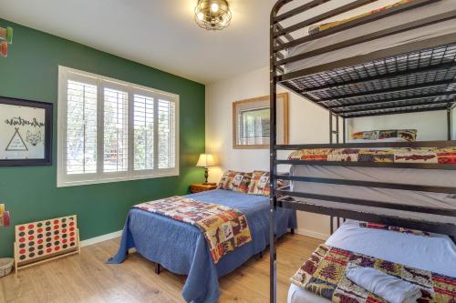 Deck and Mtn Views Sunlit Heber Family Cabin