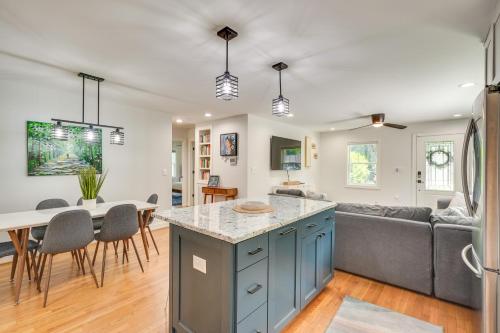 Raleigh Vacation Rental with Deck, Garden and Backyard in Raleigh, USA