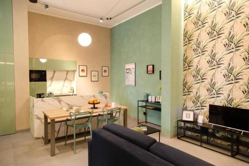 Loft Bianca Mano 1