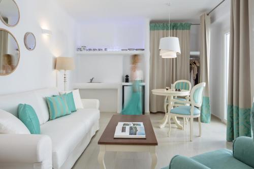 Colours of Mykonos Luxury Residences & Suites - image 8