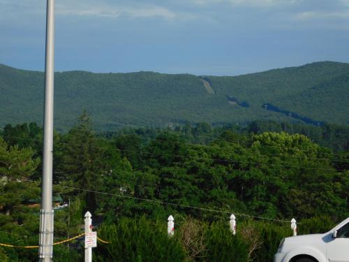 Red Roof Inn & Suites Wytheville