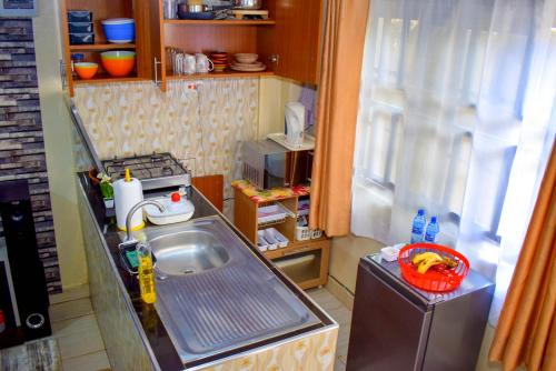 ห้องครัว, Casabella Apartment - Pristine Homes,Tom Mboya in คีซูมู