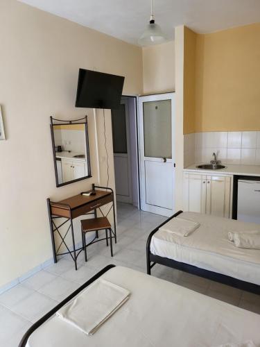 Polyxenis Rooms Polyxenis Rooms