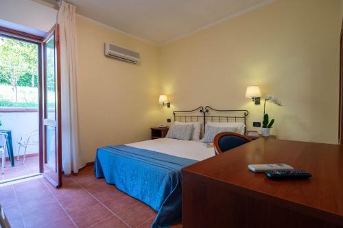 Hotel Mira Room Type - Standard Double or Twin Room