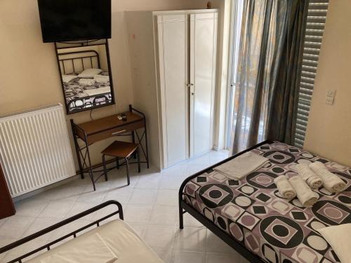 Polyxenis Rooms Polyxenis Rooms