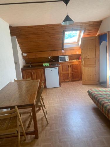 . Vénéon 3 appartement camping le Champ du moulin