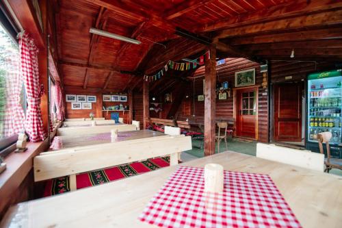 Restoran, Komovi - Kobil Do Guesthouse in Andrijevica