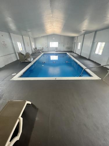 Piscină, Motel 6 Council Bluffs, IA - Omaha East in Council Bluffs (IA)