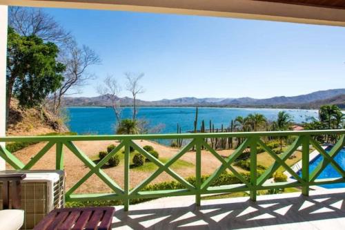 Central located in Flamingo, Condo with gorgeous views - Flamingo Marina Resort