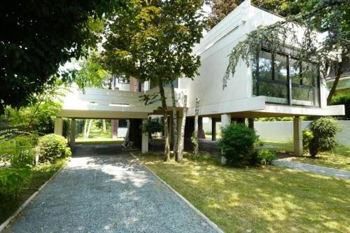 Maginifique villa d'architecte sur les bords de Marne tout près de Paris - Location, gîte - Le Perreux-sur-Marne