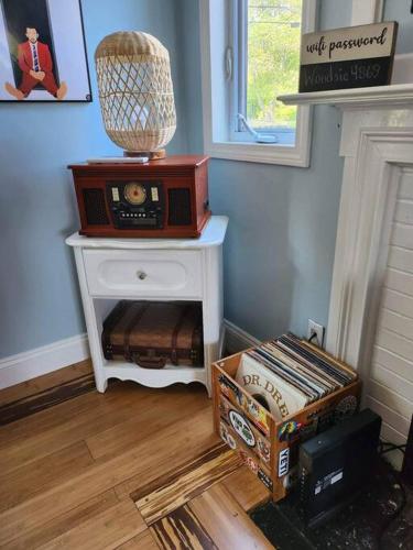Cute family home in beautiful beach town in Scituate, USA
