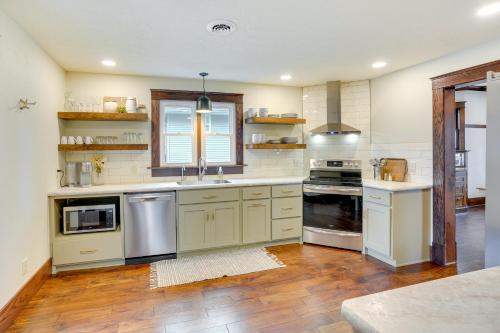 Sioux Center Home Near Dordt University in Sioux Center