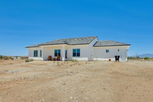 Serene Pahrump Cottage with Mountain Views!