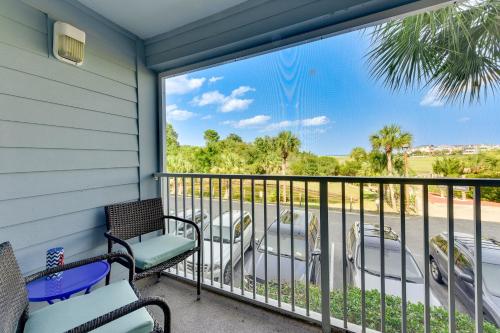 Less Than 1 Mi to Beach Hilton Head Island Condo with Pool! thumb 3
