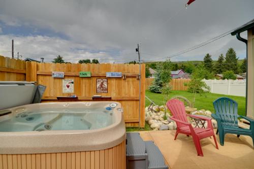 Red Lodge Retreat with Hot Tub 3 Blocks to Dtwn - image 12